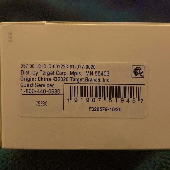 NWT. heyday Airpod Silicone Case with Clip - Dusty Coral - Picture 4 of 6